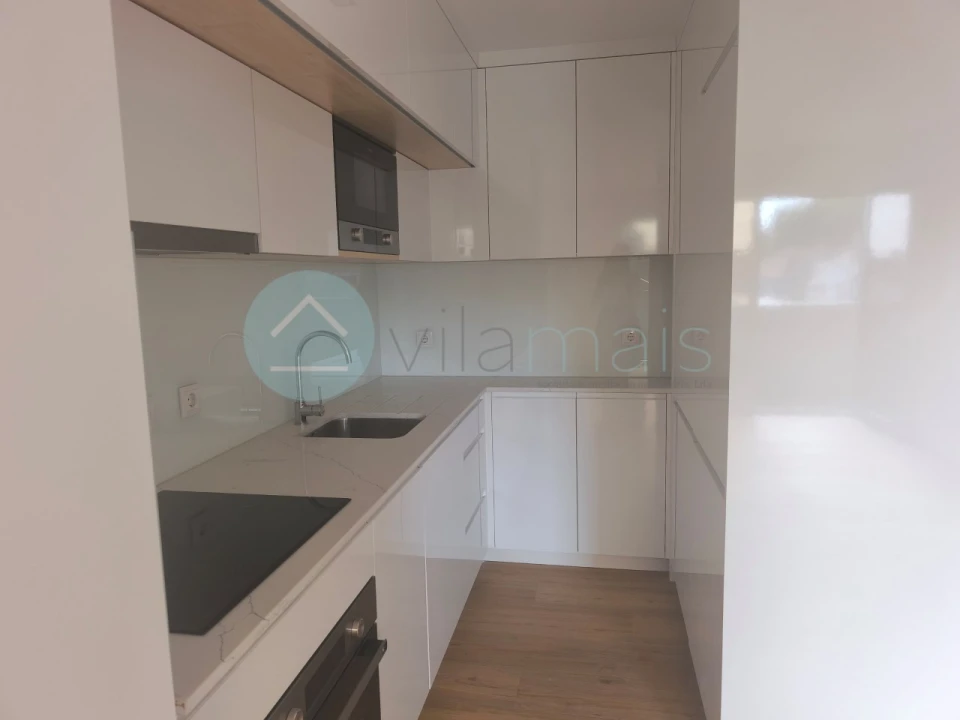 Apartamento T2 para Venda em Bonfim Foto 12