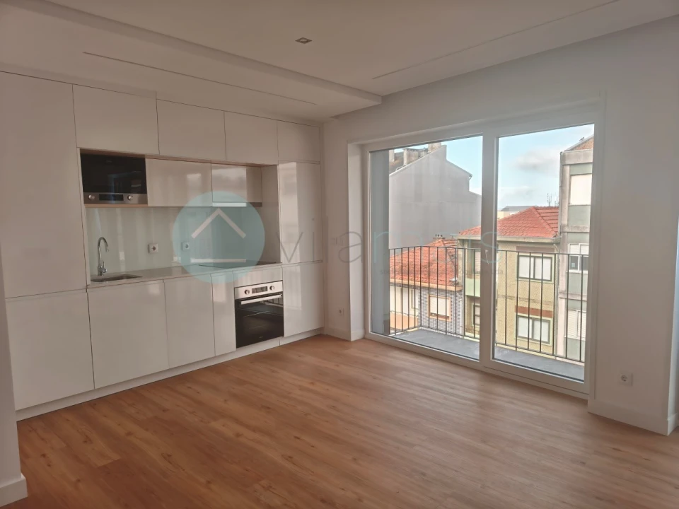 Apartamento T1 para Venda em Bonfim Foto 12
