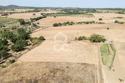Quinta T2 para Venda em Ameixial (Santa Vitória e São Bento)