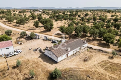 Quinta T2 para Venda em Ameixial (Santa Vitória e São Bento)