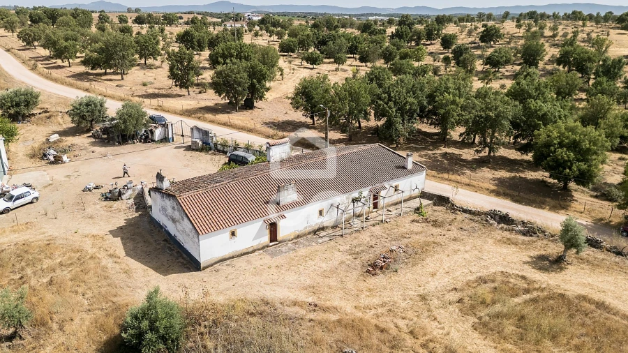 Quinta T2 para Venda em Ameixial (Santa Vitória e São Bento)