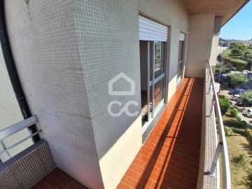 Apartamento T3 para Venda em Fânzeres e São Pedro da Cova