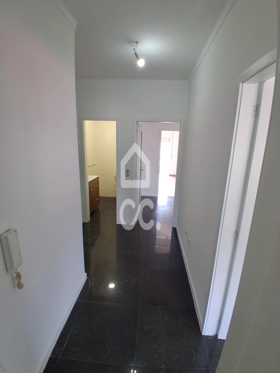 Apartamento T3 para Venda em Fânzeres e São Pedro da Cova Foto 21