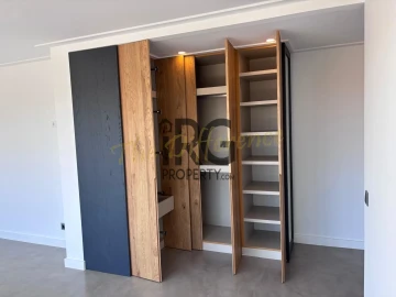 Moradia T5 para Venda em Quarteira