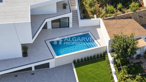 Moradia T5 para Venda em Almancil