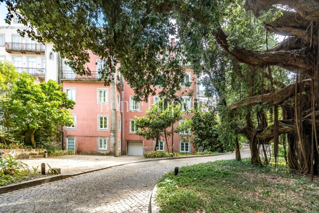 Apartamento T4 para Arrendamento em Cedofeita, Santo Ildefonso, Sé, Miragaia, São Nicolau e Vitória Foto 3