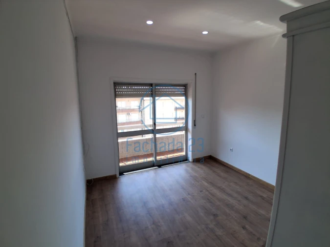 Apartamento T3 para Venda em Fânzeres e São Pedro da Cova Foto 22