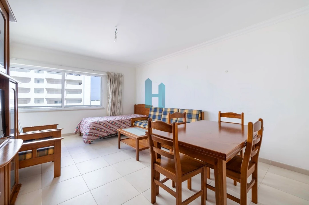 Apartamento T1 para Venda em Portimão Foto 6