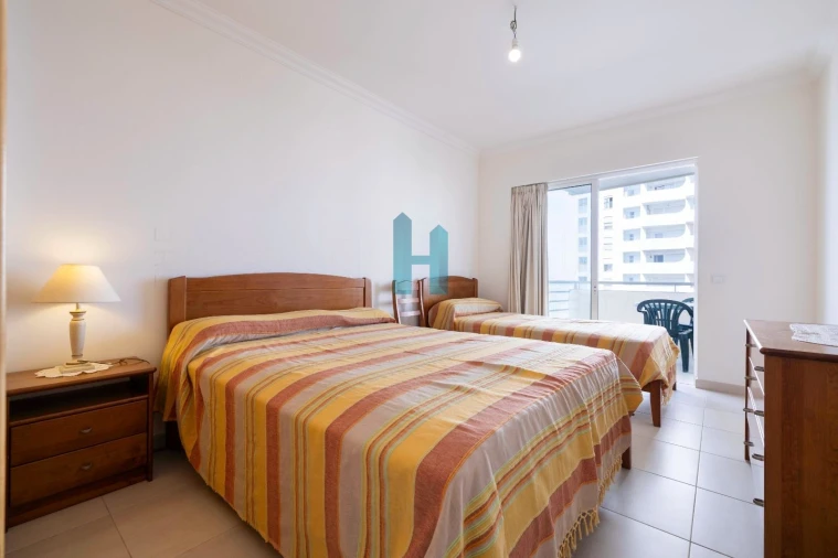 Apartamento T1 para Venda em Portimão Foto 5