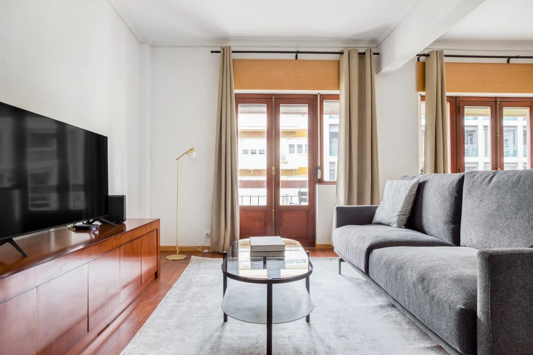 Apartamento T3 para Venda em Avenidas Novas Foto 2