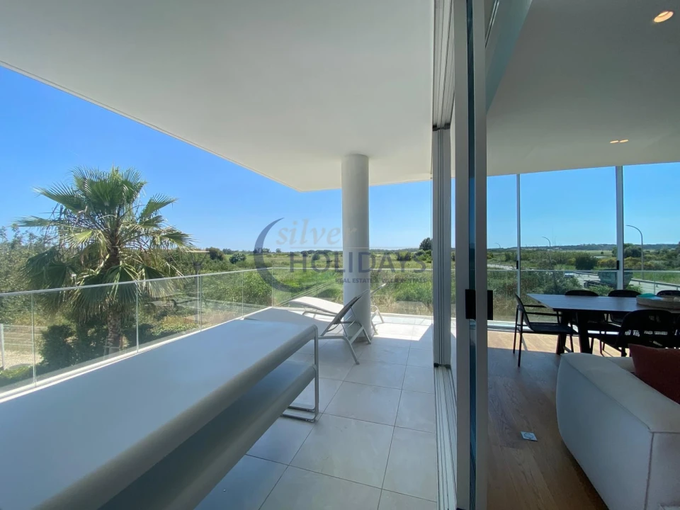 Apartamento T3 para Arrendamento férias em Quarteira Foto 32