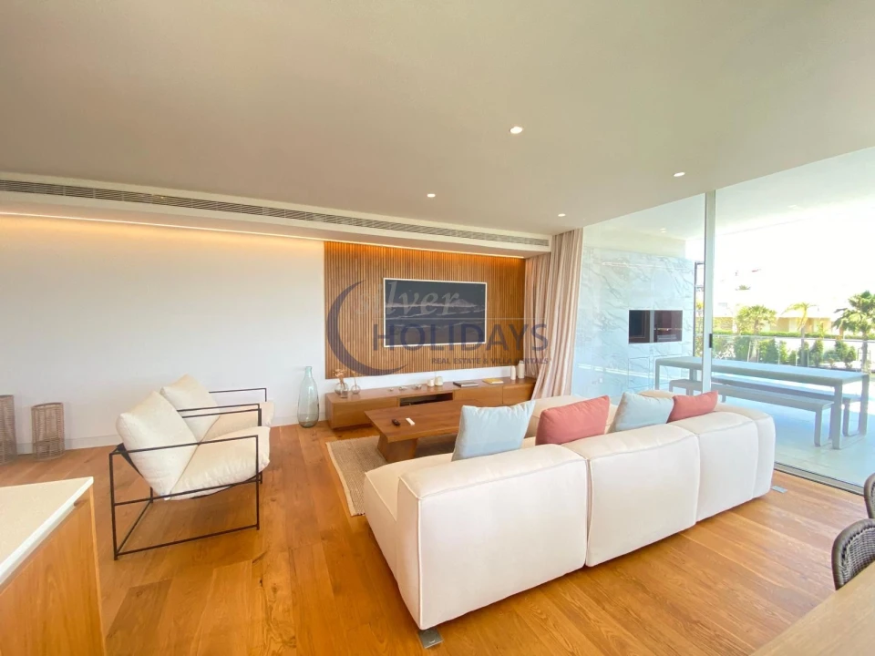 Apartamento T3 para Arrendamento férias em Quarteira Foto 7