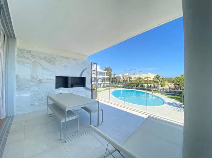 Apartamento T3 para Arrendamento férias em Quarteira Foto 10