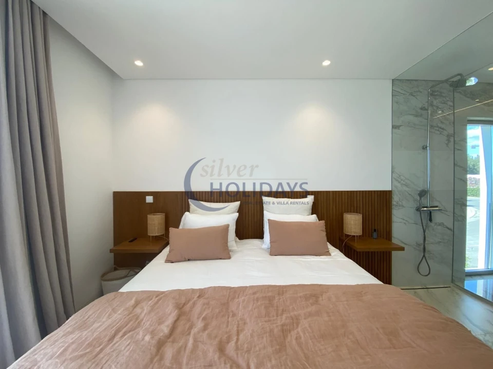 Apartamento T3 para Arrendamento férias em Quarteira Foto 19