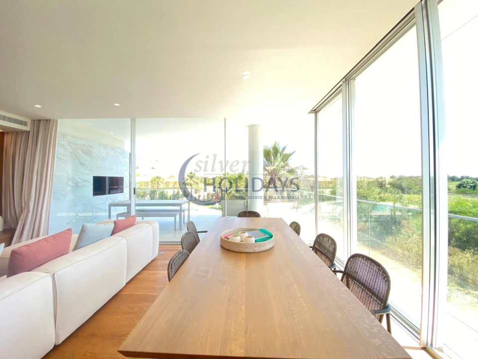 Apartamento T3 para Arrendamento férias em Quarteira Foto 8