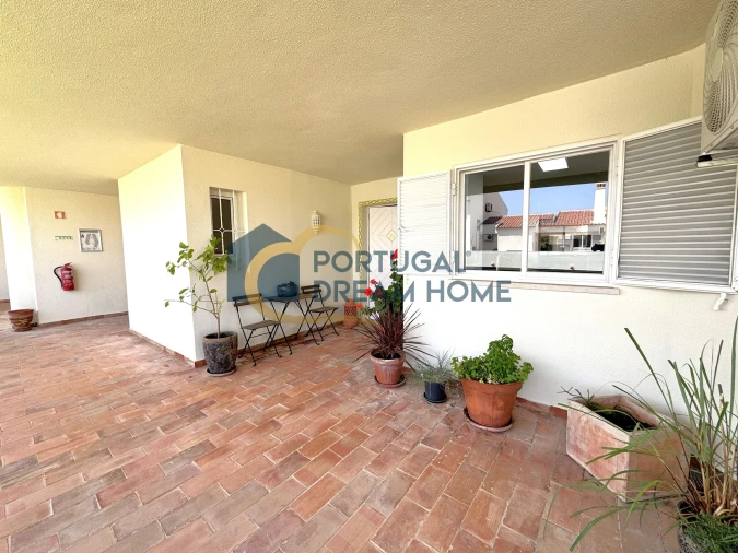 Apartamento T2 para Venda em Almancil Foto 5