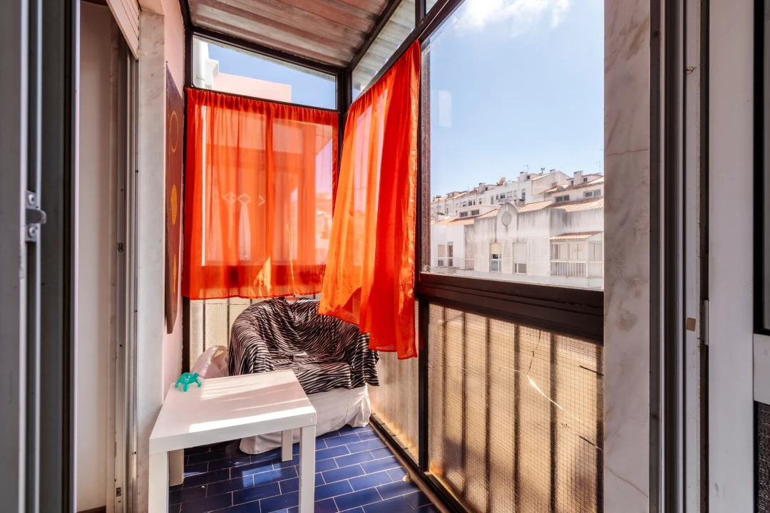 Apartamento T2 para Venda em Algueirão-Mem Martins Foto 12