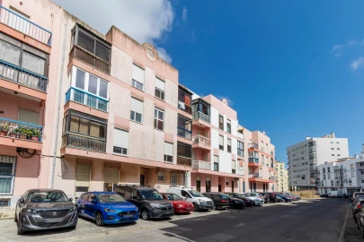 Apartamento T2 para Venda em Algueirão-Mem Martins