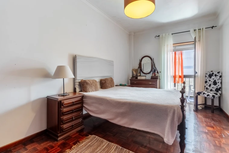 Apartamento T2 para Venda em Algueirão-Mem Martins Foto 10