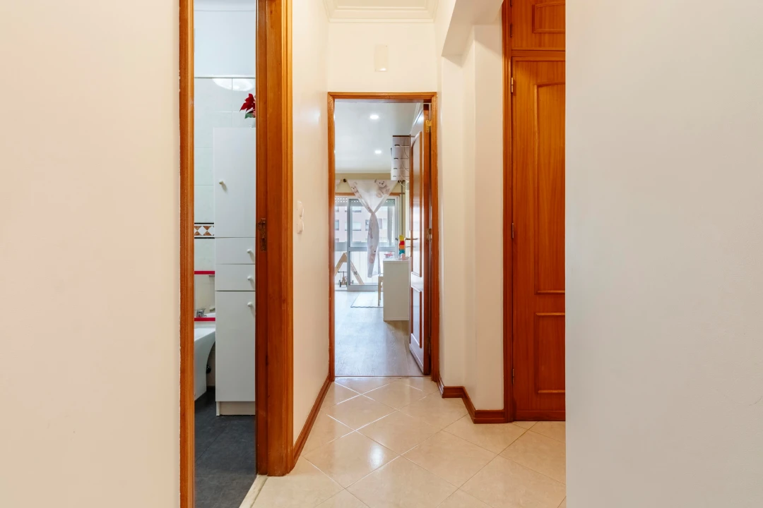 Apartamento T2 para Venda em Cacém e São Marcos Foto 30