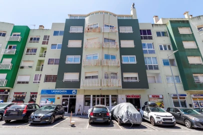 Apartamento T2 para Venda em Cacém e São Marcos