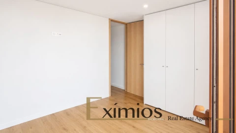 Apartamento T2 para Venda em Póvoa de Varzim, Beiriz e Argivai