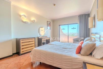 Apartamento T1 para Venda em Albufeira e Olhos de Água