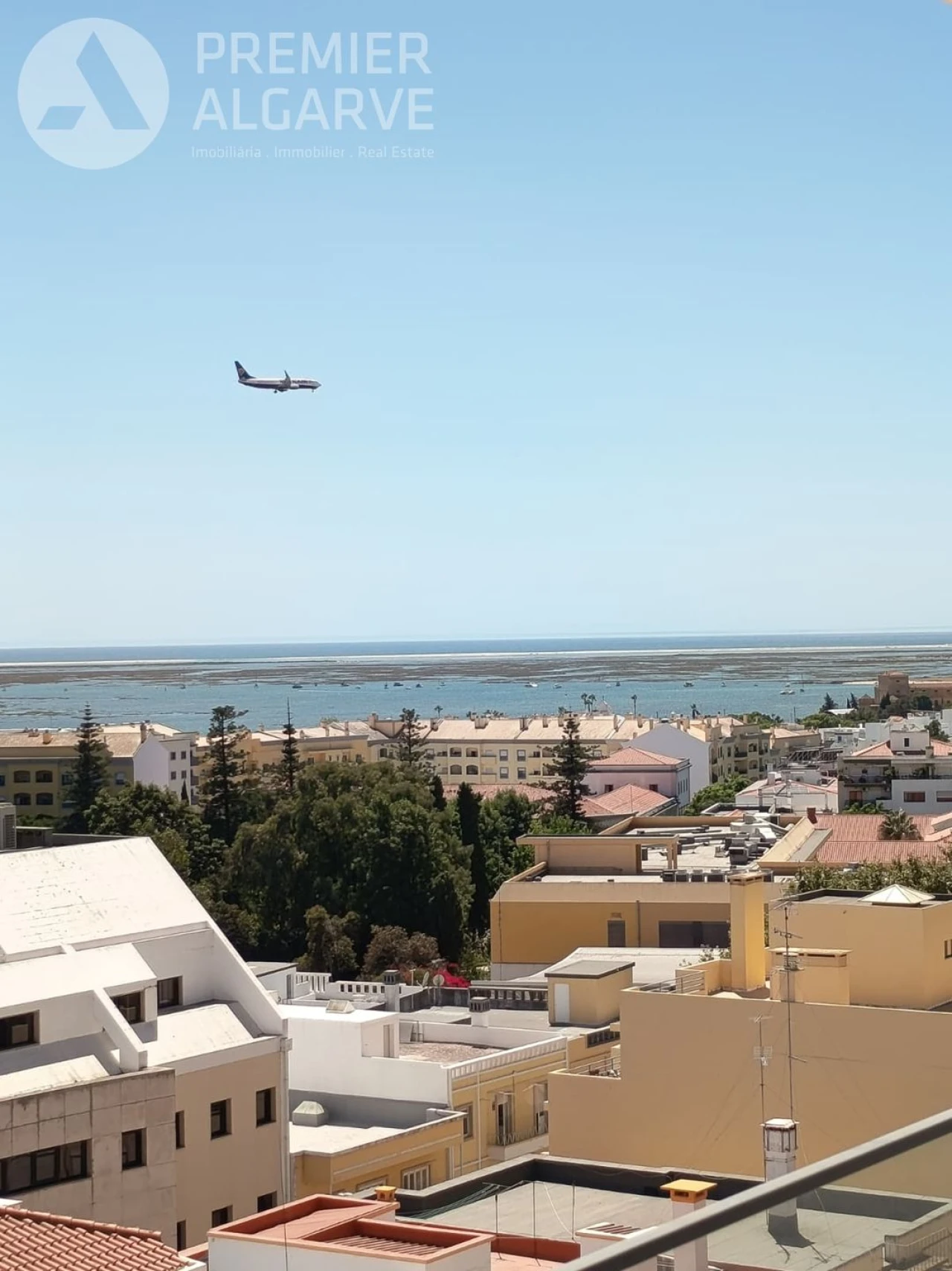 Apartamento T3 para Venda em Faro (Sé e São Pedro) Foto 2