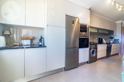 Apartamento T3 para Venda em Faro (Sé e São Pedro)