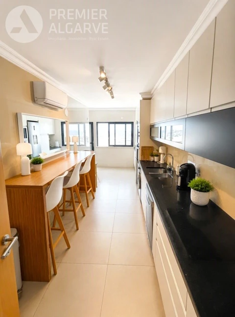 Apartamento T3 para Venda em Faro (Sé e São Pedro)