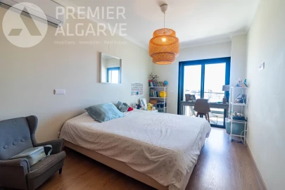 Apartamento T3 para Venda em Faro (Sé e São Pedro)