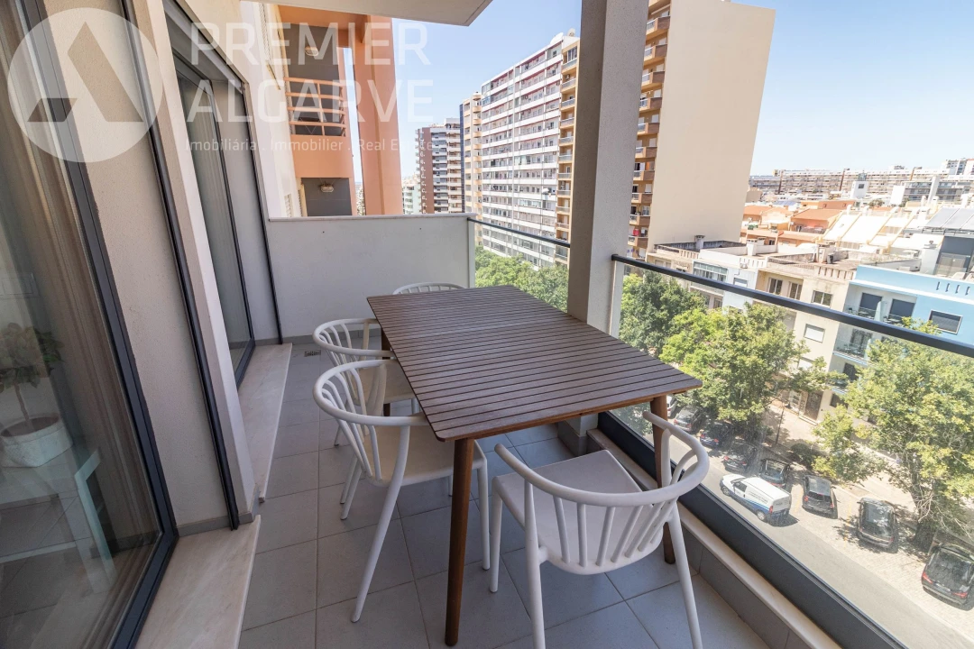 Apartamento T3 para Venda em Faro (Sé e São Pedro) Foto 6