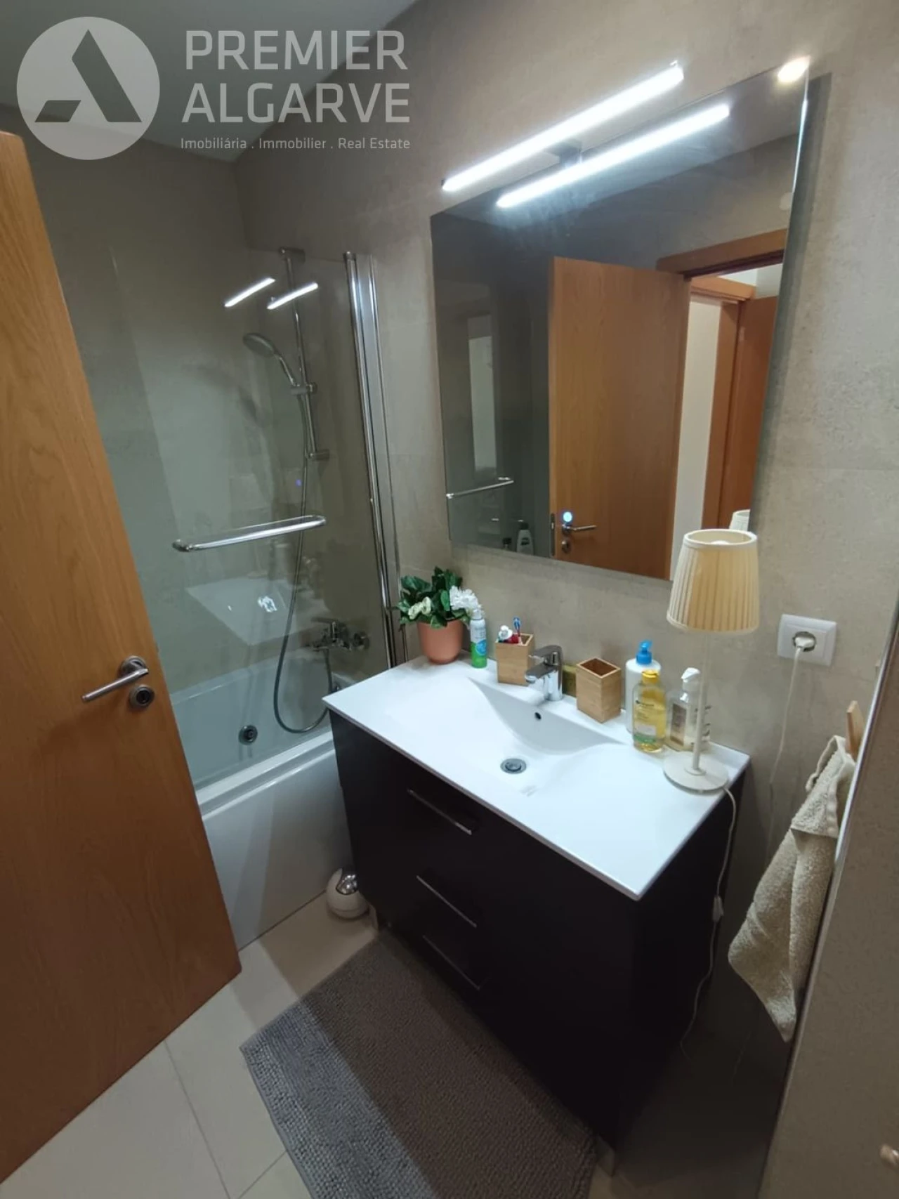 Apartamento T3 para Venda em Faro (Sé e São Pedro) Foto 12