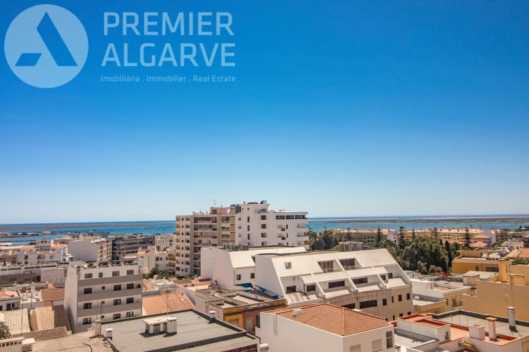 Apartamento T3 para Venda em Faro (Sé e São Pedro) Foto 4