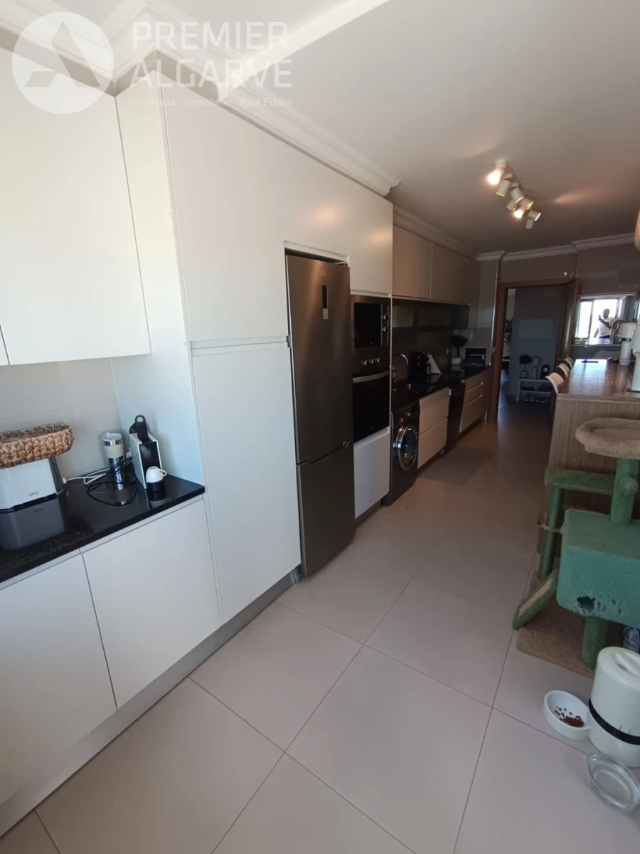 Apartamento T3 para Venda em Faro (Sé e São Pedro) Foto 5