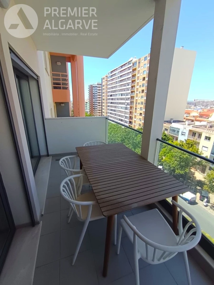 Apartamento T3 para Venda em Faro (Sé e São Pedro) Foto 6