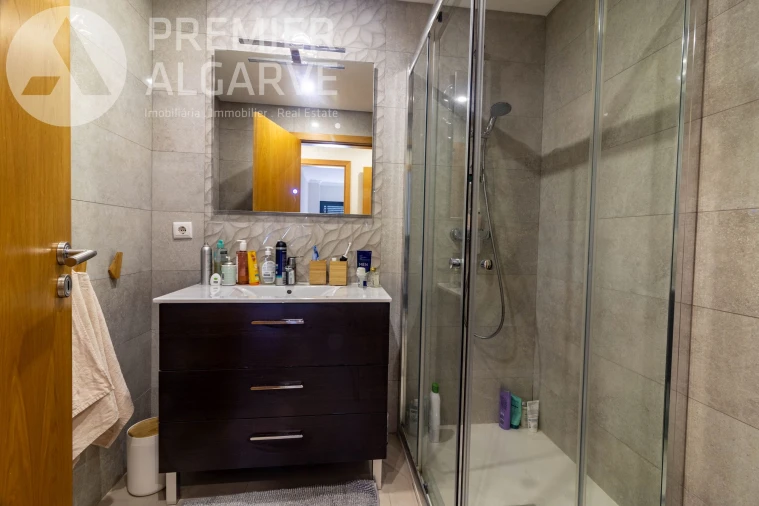 Apartamento T3 para Venda em Faro (Sé e São Pedro) Foto 17