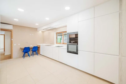 Moradia T4 para Venda em Alcabideche