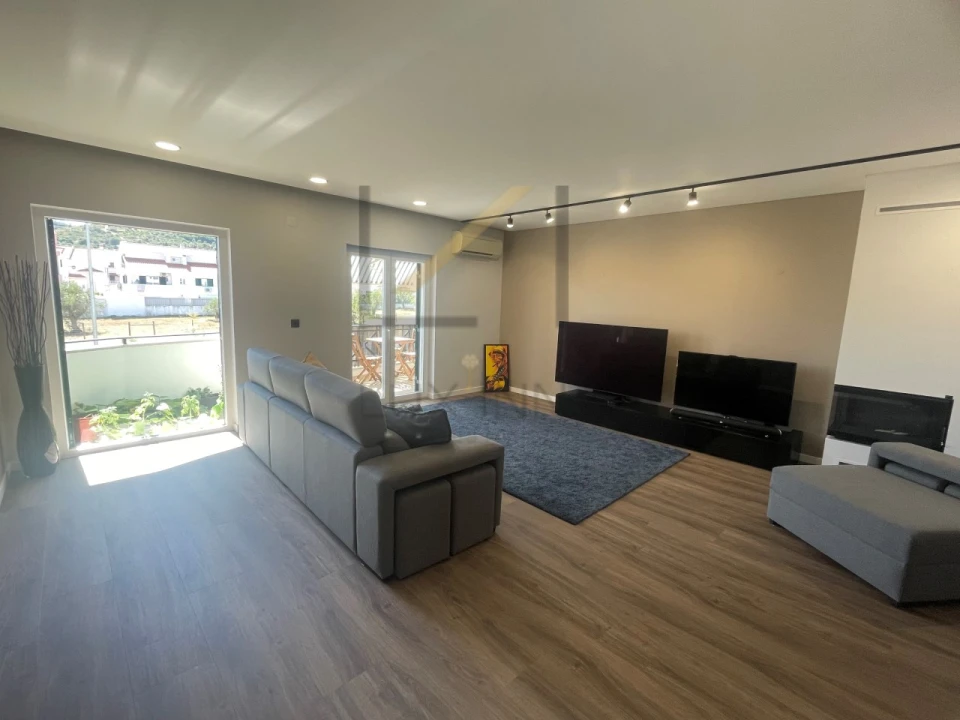 Apartamento T3 para Venda em Palmela Foto 4