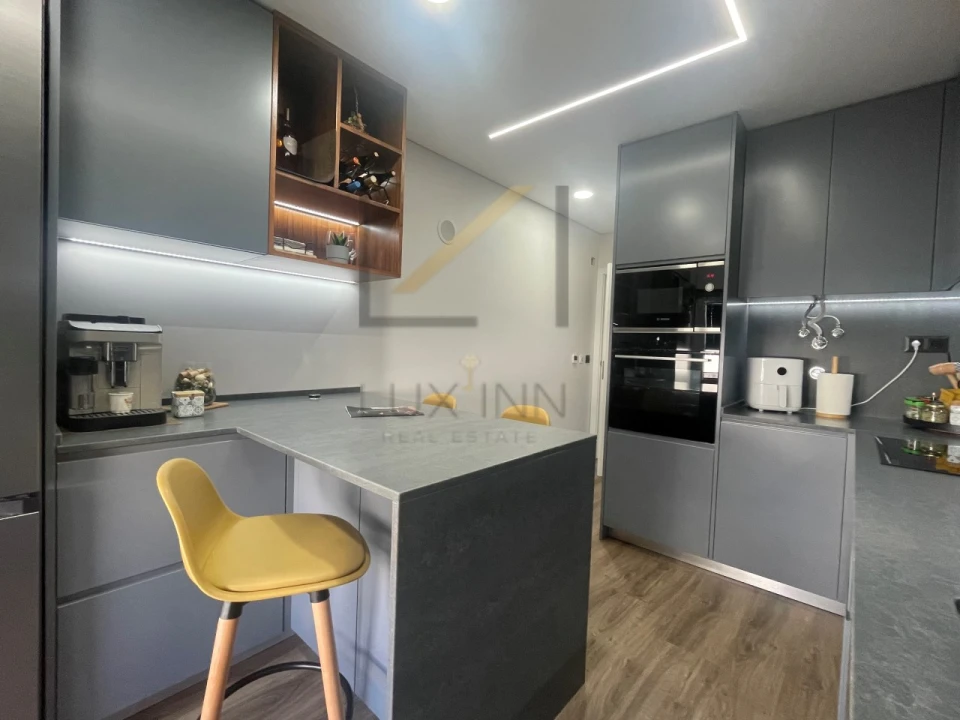 Apartamento T3 para Venda em Palmela Foto 16