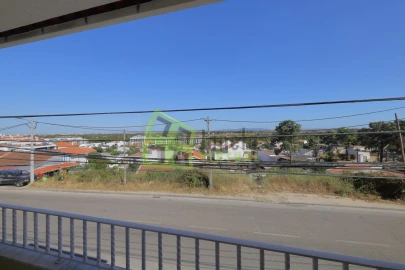 Moradia T4 para Venda em Corroios