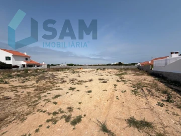 Terreno para Venda em Dois Portos e Runa