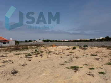 Terreno para Venda em Dois Portos e Runa