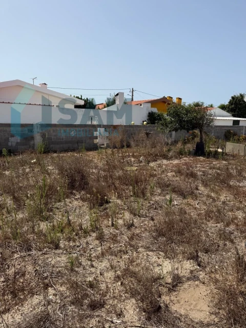 Terreno para Venda em Dois Portos e Runa