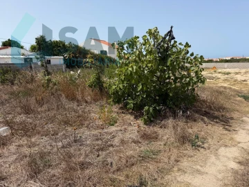 Terreno para Venda em Dois Portos e Runa