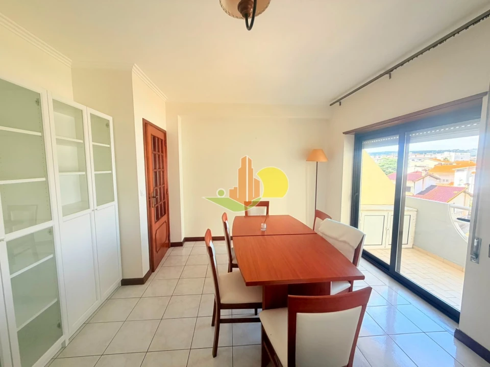 Apartamento T2 para Venda em Buarcos Foto 8