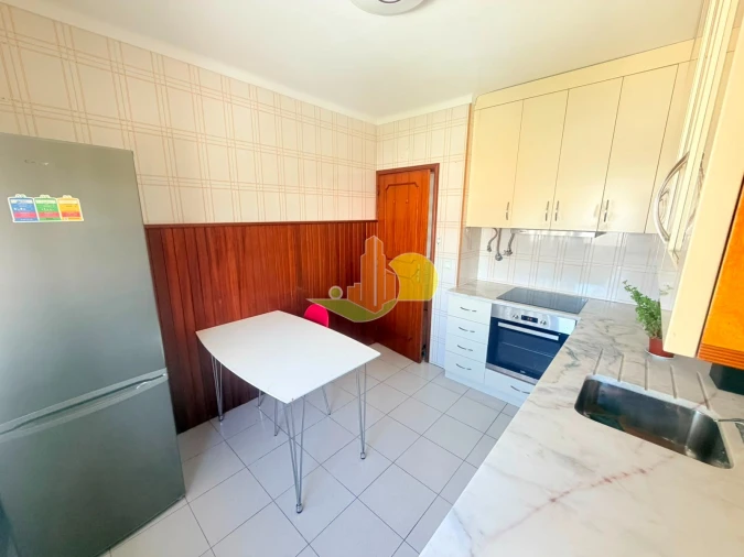 Apartamento T2 para Venda em Buarcos Foto 4