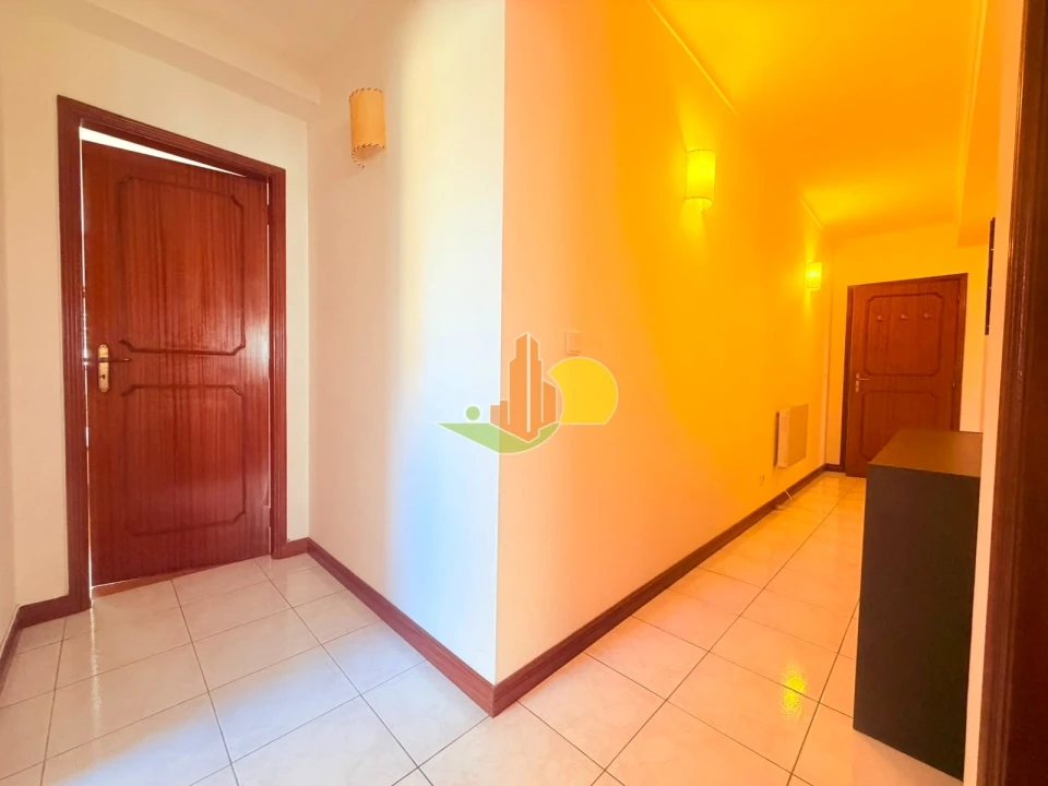 Apartamento T2 para Venda em Buarcos Foto 13