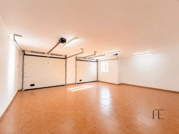 Moradia T4 para Venda em Gondomar (São Cosme), Valbom e Jovim