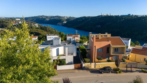 Moradia T4 para Venda em Gondomar (São Cosme), Valbom e Jovim